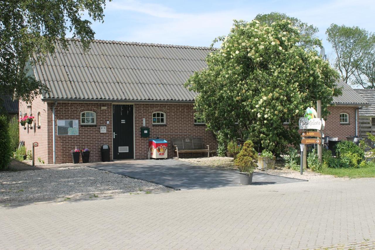Horsetellerie Rheezerveen Hardenberg Exterior photo